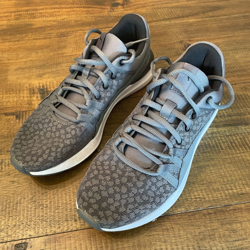 Puma Soft foam sneakers